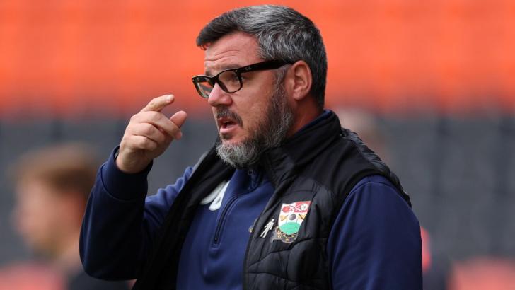 Barnet manager Dean Brennan 